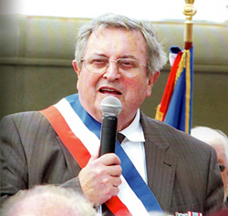 Bernard Piednoël, maire de Paluel