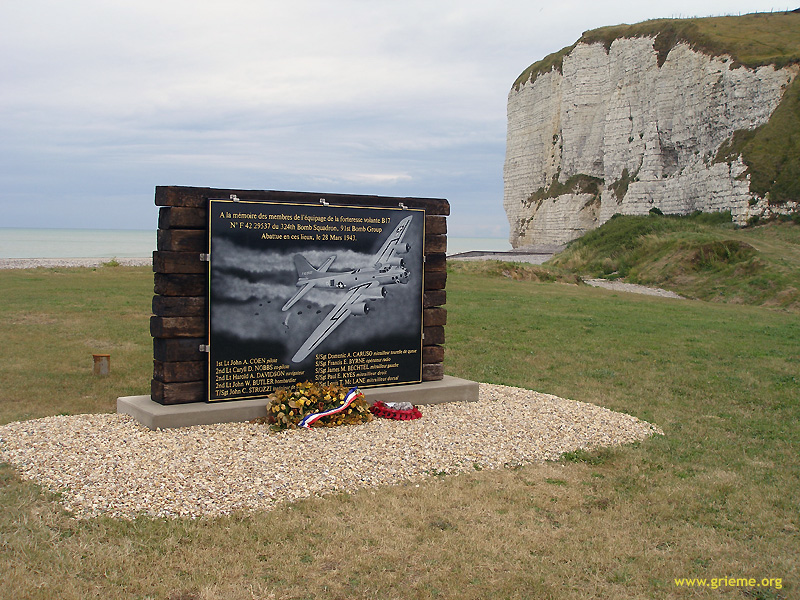 Stèle commémorative de Paluel