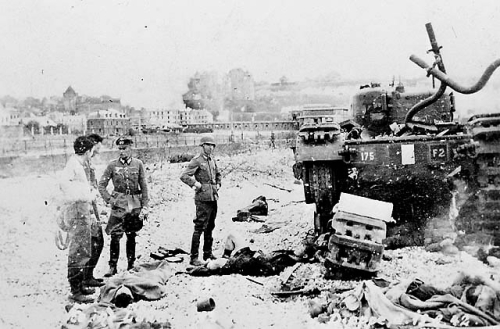 Sur la plage de Dieppe