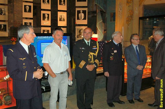 Le GRIEME remet un objet