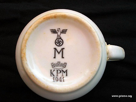 Tasse offerte par le GRIEME à l'association Jubilee