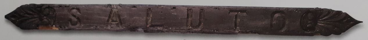 Plaque de nom du Saluto