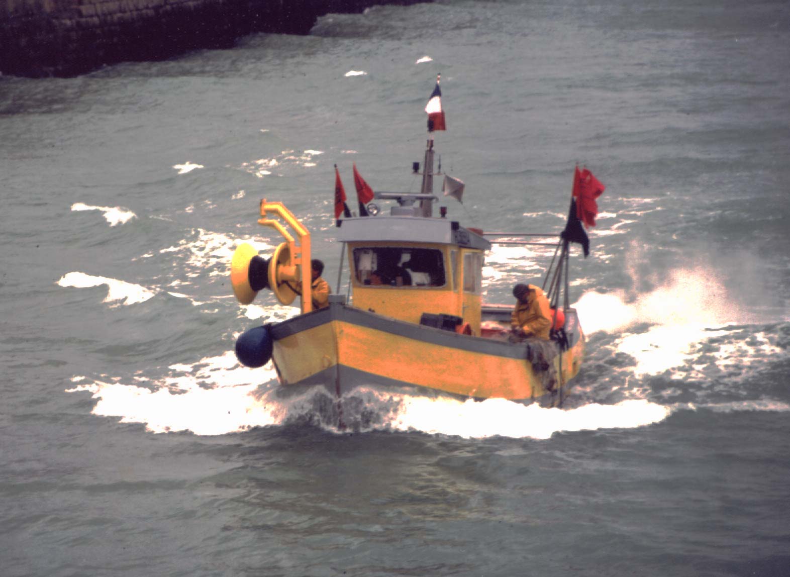 Le Santé Bonheur sortant de Saint Valéry en Caux
